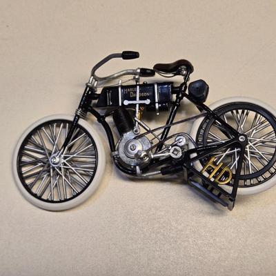 Harley Davidson Serial No.1 Limited Edition Collectible