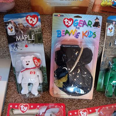 HUMMEL & PRECIOUS MOMENTS DOLLS, BEANIE BABIES, LOST THE GAME AND MORE