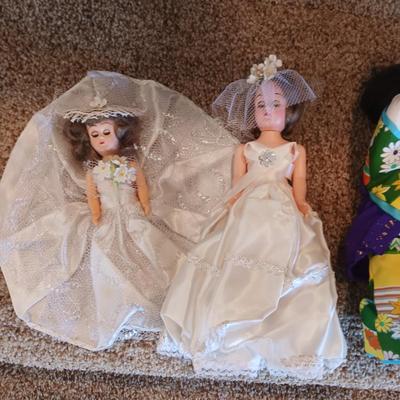 LIMITED EDITION CABBAGE PATCH TWINS AND OTHER DOLLS