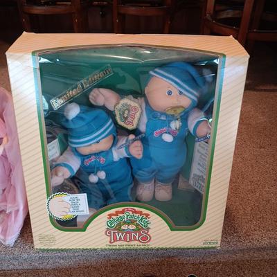 LIMITED EDITION CABBAGE PATCH TWINS AND OTHER DOLLS