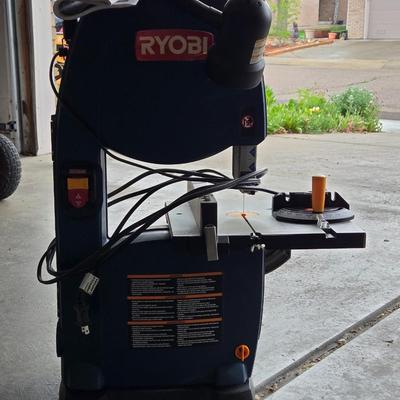 RYOBI Band Saw