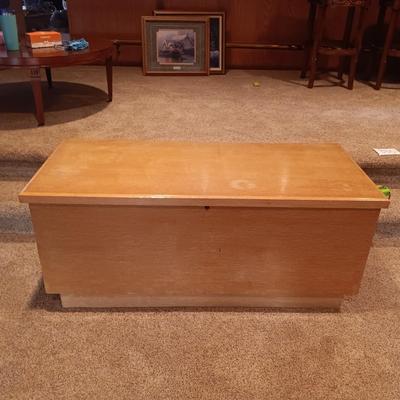 CEDAR HOPE CHEST WITH A SHELF