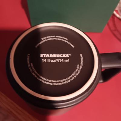 2 STARBUCKS MUGS, STAND MIXER W/2 BOWLS & A COFFEE MAKER