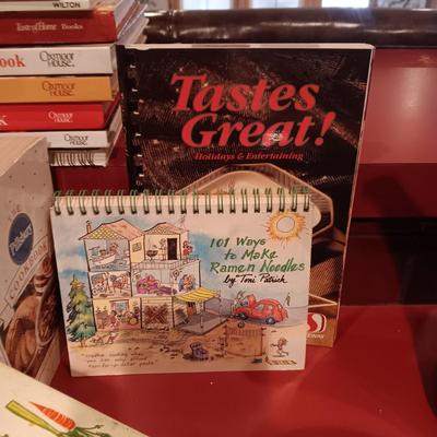 PARTIAL SET OF FRANCISCAN DINNERWARE, CROCK POT AND COOK BOOKS