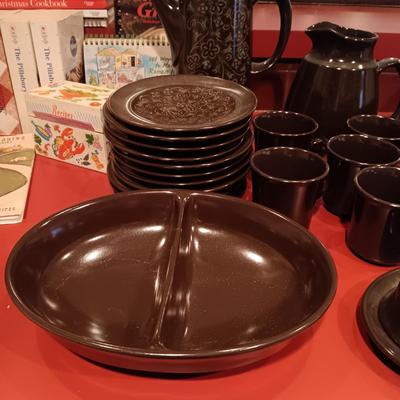 PARTIAL SET OF FRANCISCAN DINNERWARE, CROCK POT AND COOK BOOKS