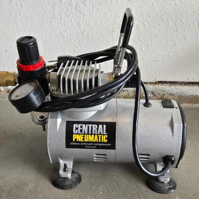 Central Pneumatic Oilless Airbrush Compressor