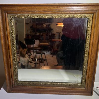 Antique/Vintage Hand Made Beveled Glass Mirror 18.5" x 18.5" c1900 in Good Preowned Condition.