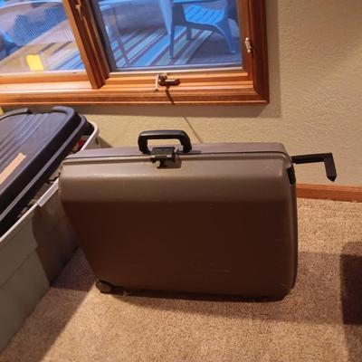 LUGGAGE FOR THE WHOLE FAMILY