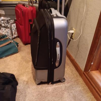 LUGGAGE FOR THE WHOLE FAMILY