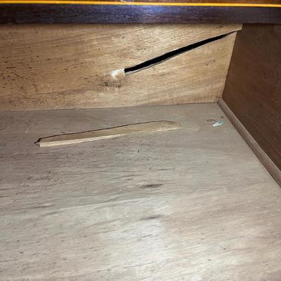 Antique Linen Press (LR-MG)