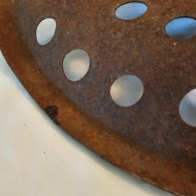 Rustic Iron Tractor Seat (G-JS)
