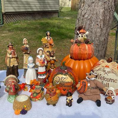 Thanksgiving Decor Lot (As Is)