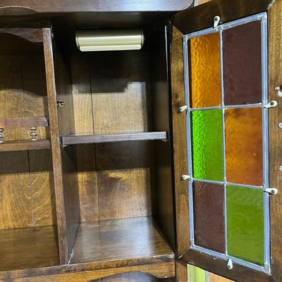 Wooden Hutch With Stained Glass Doors (B1-MG)