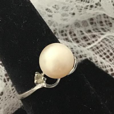 Cute Pearl Fashion Ring
