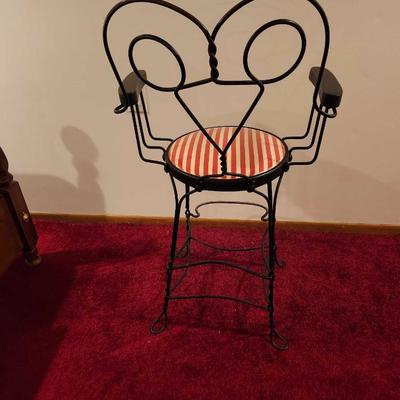 IRON TWIST ICE CREAM PARLOUR CHAIR WITH FOOT REST