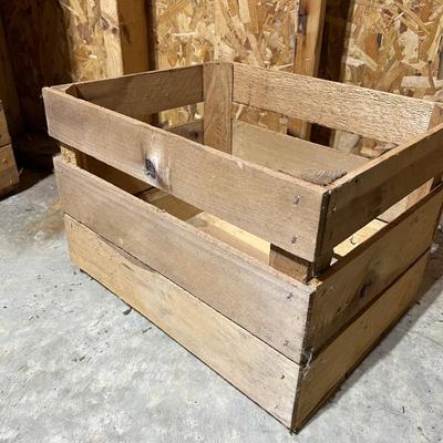 Wooden Crates (B2-RG)