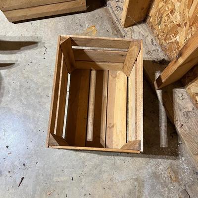 Wooden Crates (B2-RG)
