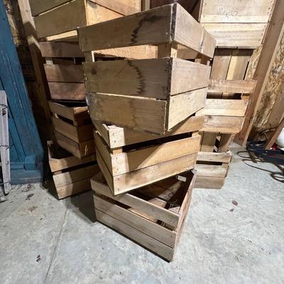 Wooden Crates (B2-RG)