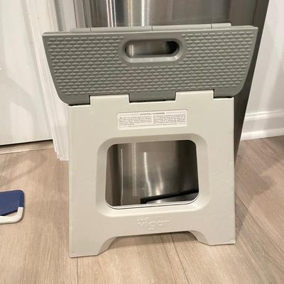 Bona Mop, Stool & Stainless Trash Can (K-SS)