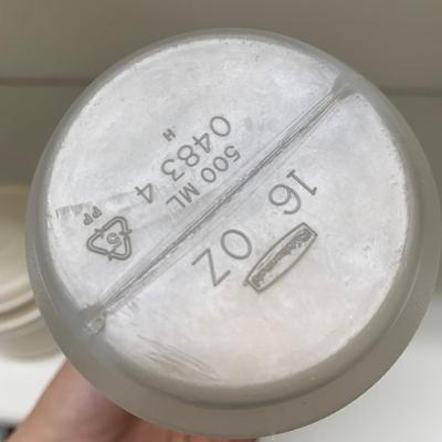 Food Storage: Lock & Lock, Rubbermaid, & Tupperware (L-HS)