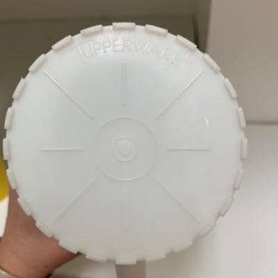 Food Storage: Lock & Lock, Rubbermaid, & Tupperware (L-HS)