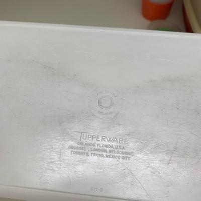 Food Storage: Lock & Lock, Rubbermaid, & Tupperware (L-HS)