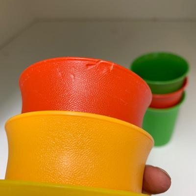 Food Storage: Lock & Lock, Rubbermaid, & Tupperware (L-HS)