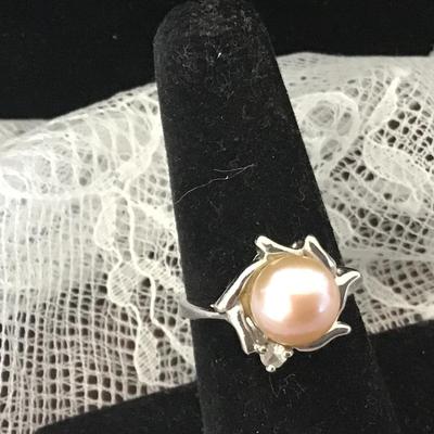 Cute Pearl Ring