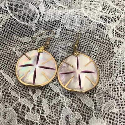 Purple shell fashion earrings