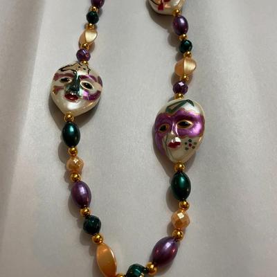 Vintage Mardi Gras 40" Beaded & Faces Fashion Necklace in Very Good Preowned Condition.