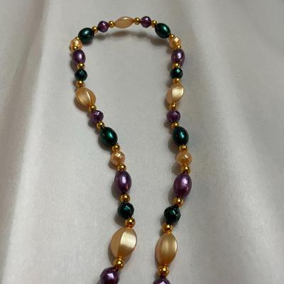 Vintage Mardi Gras 40" Beaded & Faces Fashion Necklace in Very Good Preowned Condition.