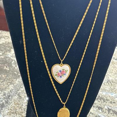 Vintage Goldette gold toned three strand locket hand painted pendant