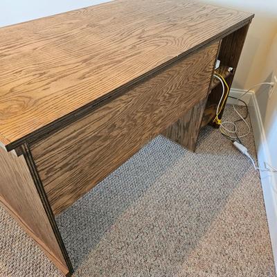 Oak Faced Plywood Desk w/Storage (BO-JS)