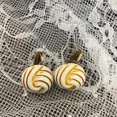 Vintage Hong Kong yellow and white stud clip on earrings