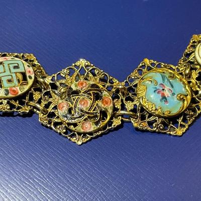 Vintage/Antique Filigree Gold-tone Hand Painted 7" Bracelet w/Safety Chain as Pictured.