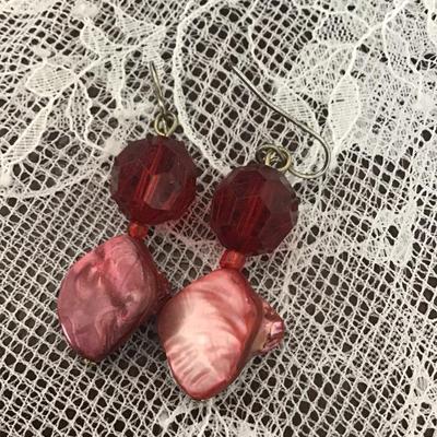 Pink and red beaded dangle earrings