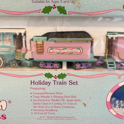 PRECIOUS MOMENTS - THE SUGAR TOWN EXPRESS - HOLIDAY TRAIN SET