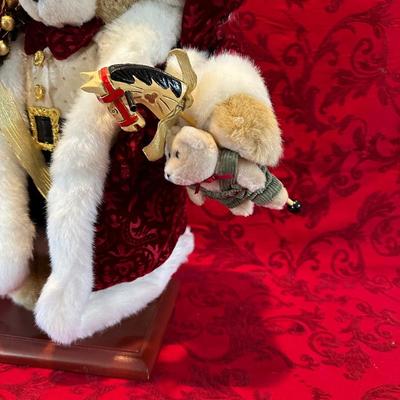 GRANDEUR NOEL CHRISTMAS BEAR AND CHRISTMAS DECOR