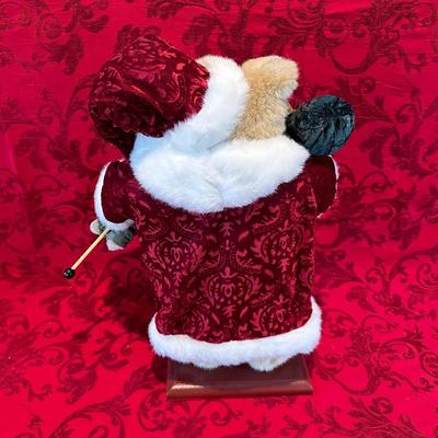 GRANDEUR NOEL CHRISTMAS BEAR AND CHRISTMAS DECOR