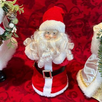 SANTA FIGURINE AND 2 SANTA TREE TOPPERS