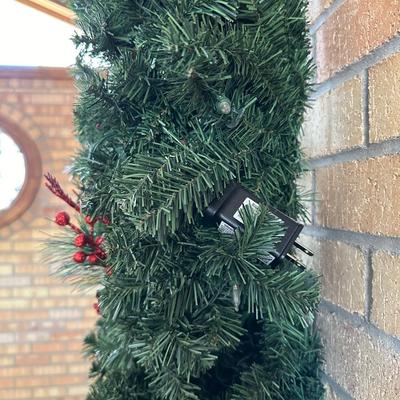 HUGE LIGHTED HOLIDAY WREATH
