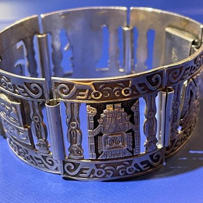 Vintage Mid-Century Large Mexican Sterling Silver 7" Bracelet in Good Condition as Pictured.