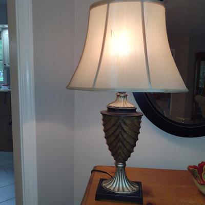 Table Top 3-Way Lamp with Composite Base- Approx 27