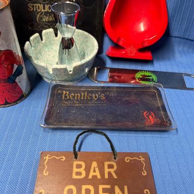 Vintage Bar Items Lot