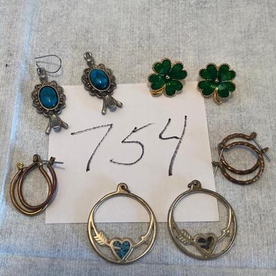 Earring Lot
