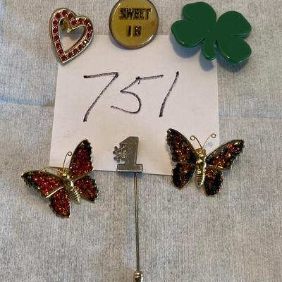 Pin Lot