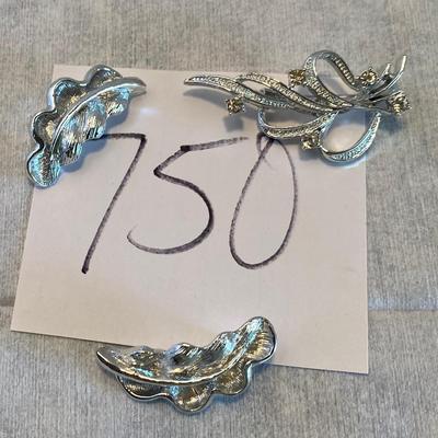 Pin Lot