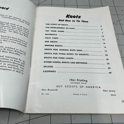 Wolf Cub Scout Book, Boy Scout Handbook, Knots And How To Tie Them