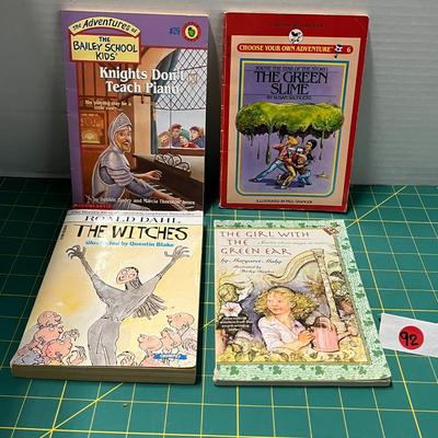 Knights Don't Teach Piano (adventures Of The Bailey School Kids), Vintage The Green Slime, Roald Dahl - The Witches & The Girl...