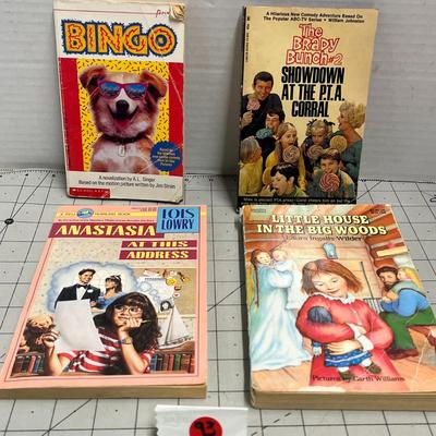 Bingo Novel, The Brady Bunch #2 Showdown At The P.t.a. Corral, Anastasia At This Address & Little House In The Big Woods